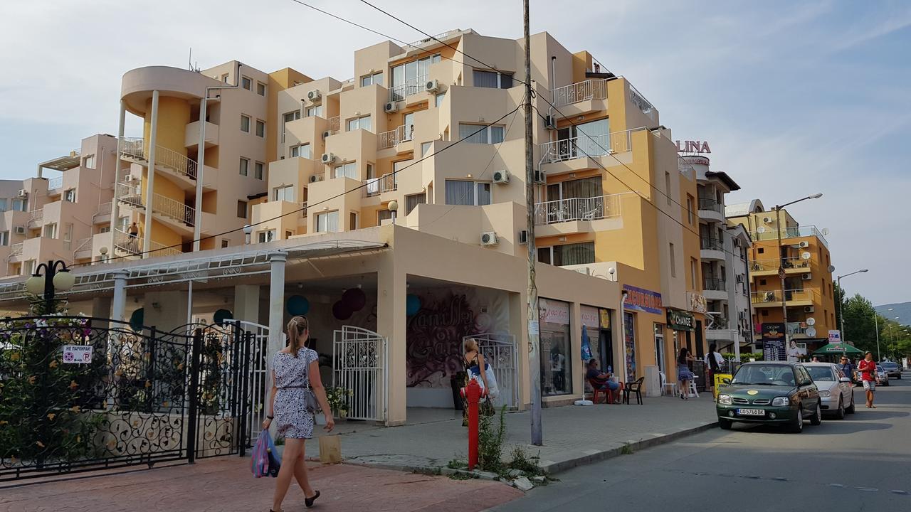 Vanilla Garden Apartments Σάνι Μπιτς Εξωτερικό φωτογραφία