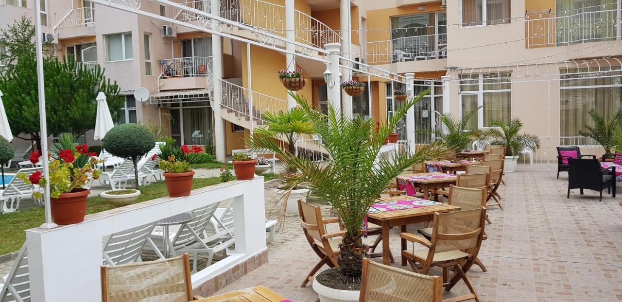 Vanilla Garden Apartments Σάνι Μπιτς Εξωτερικό φωτογραφία