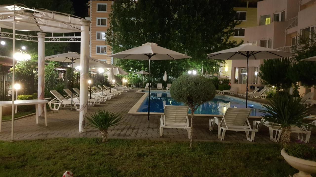 Vanilla Garden Apartments Σάνι Μπιτς Εξωτερικό φωτογραφία