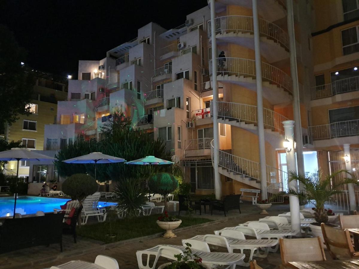 Vanilla Garden Apartments Σάνι Μπιτς Εξωτερικό φωτογραφία